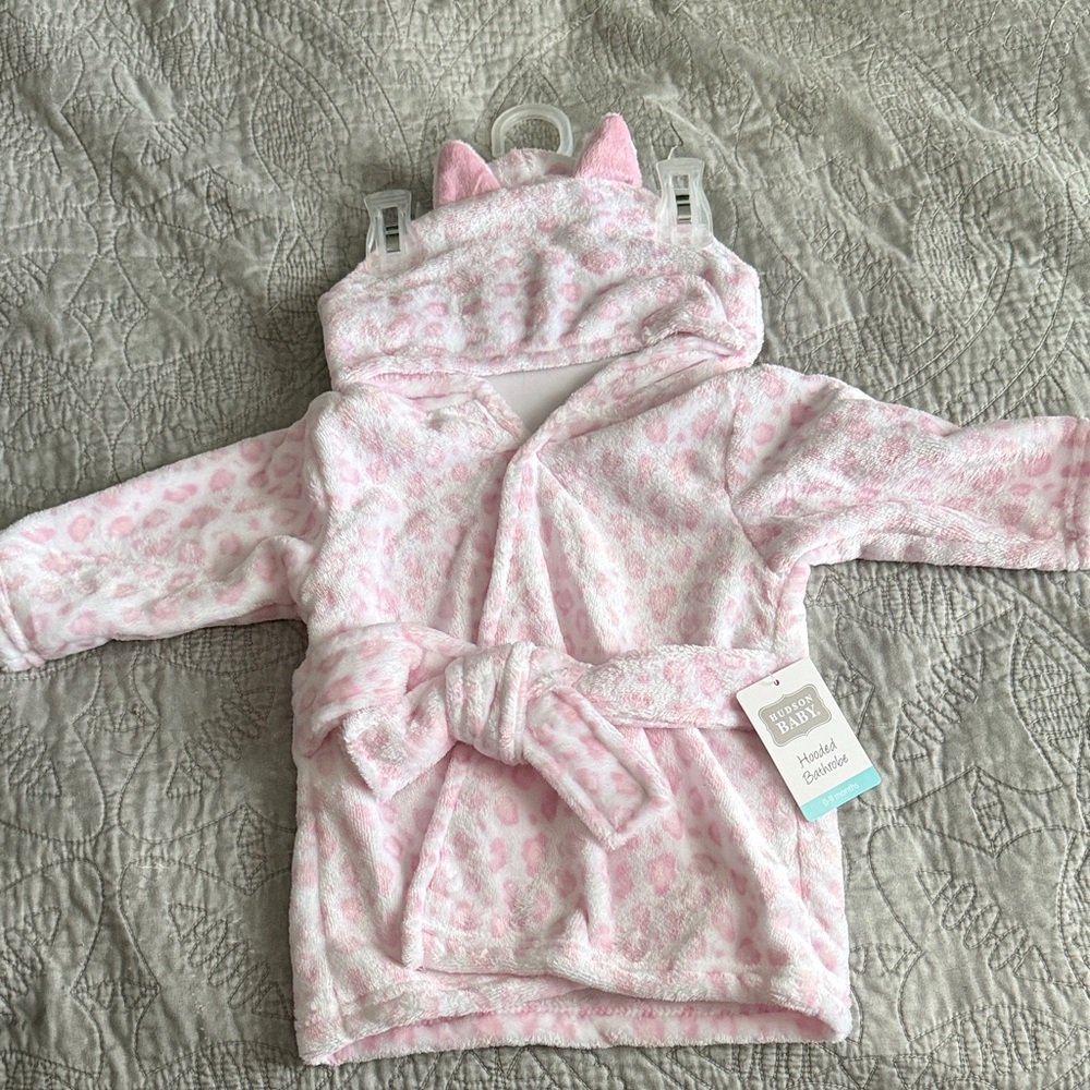 Cozy Pink Leopard Robe